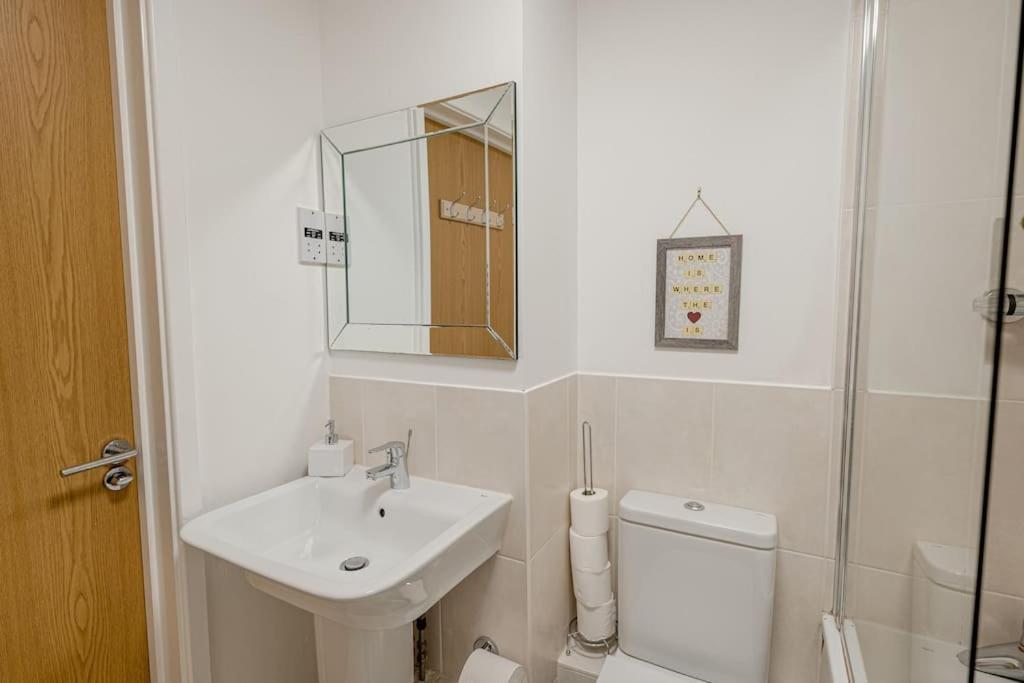 Апартаменты Cosy 1bed Flat In The Centre Of *